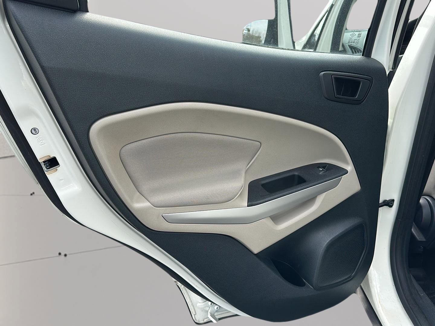 Certified 2019 Ford EcoSport S AWD/4WD image 23