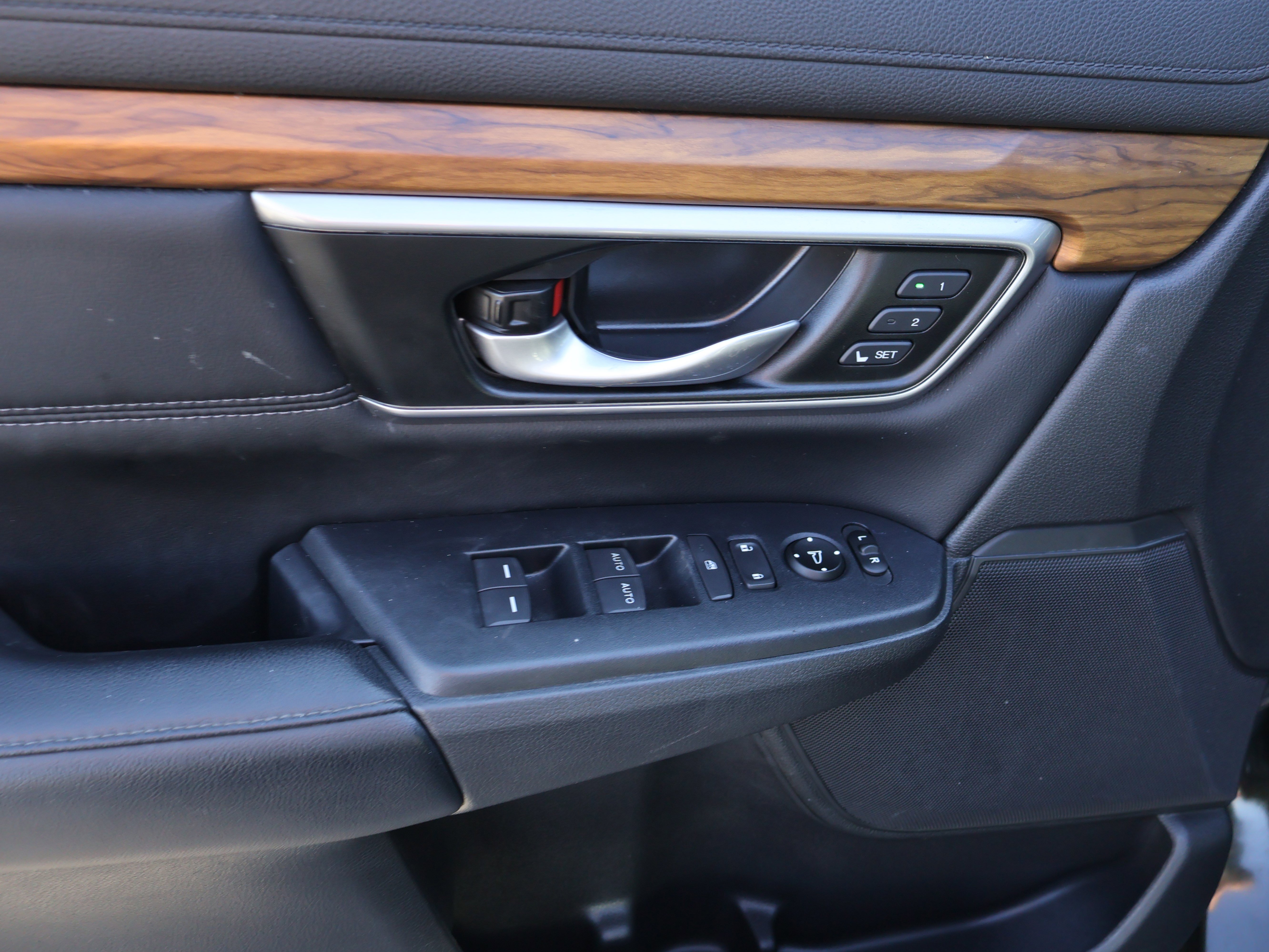 Used 2019 Honda CR-V EX-L image 22