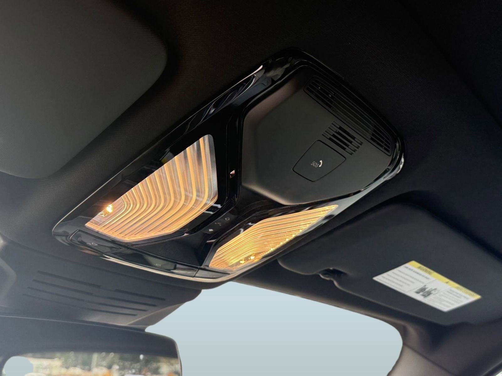 New 2026 BMW X5 xDrive40i w/ M Sport Package image 18