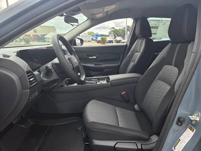 New 2026 Nissan Sentra SV w/ Floor Mat Package FWD image 8