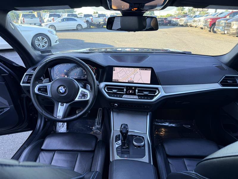 Used 2019 BMW 330i xDrive Sedan w/ M Sport Package AWD/4WD image 24