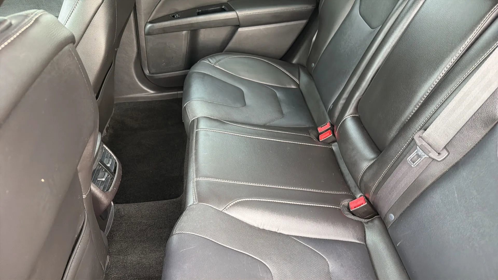 Used 2016 Ford Fusion Titanium FWD image 35