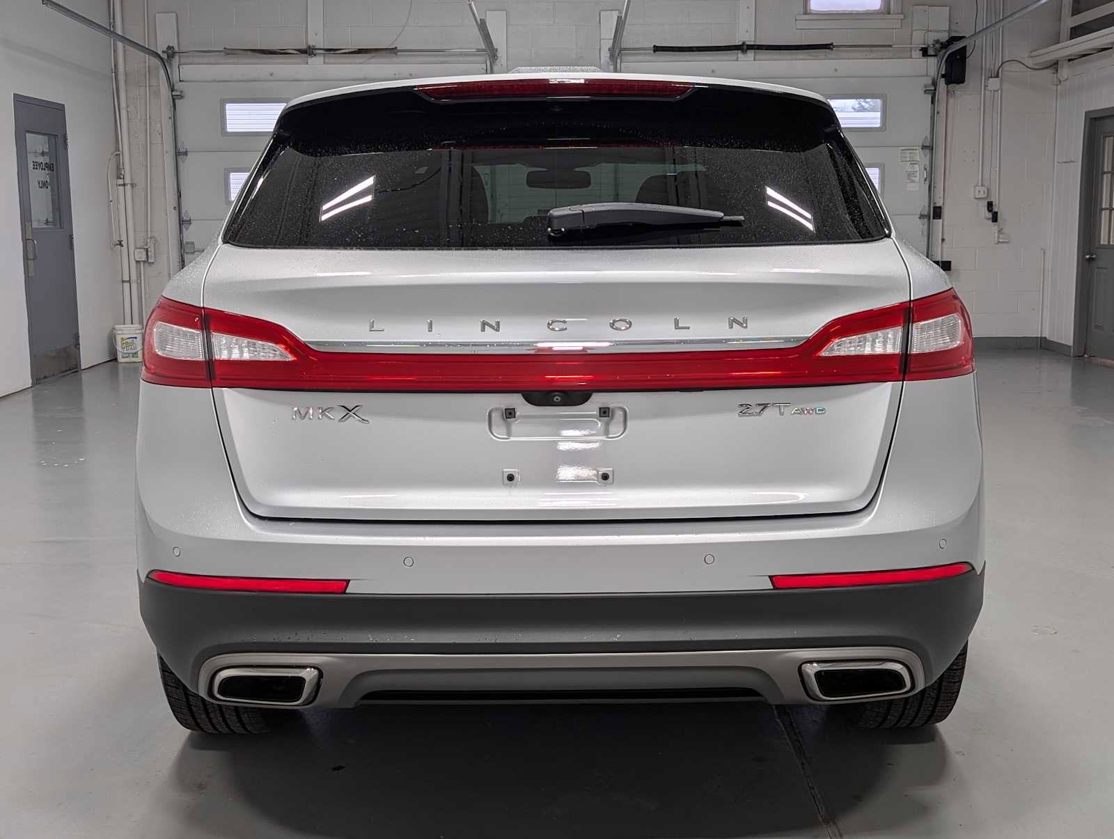 Used 2017 Lincoln MKX Reserve image 9