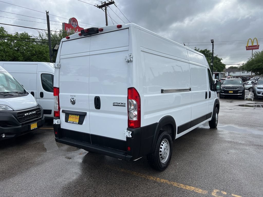 Used 2026 RAM ProMaster 2500 w/ Safety Group FWD image 6