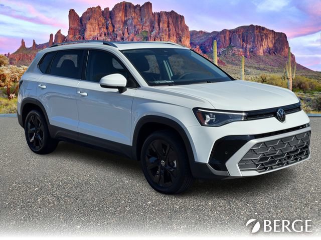New 2025 Volkswagen Taos SE image 4