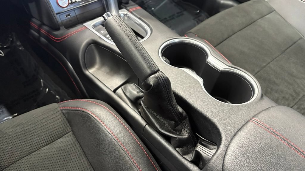 Used 2021 Ford Mustang GT Premium w/ Equipment Group 401A RWD image 32