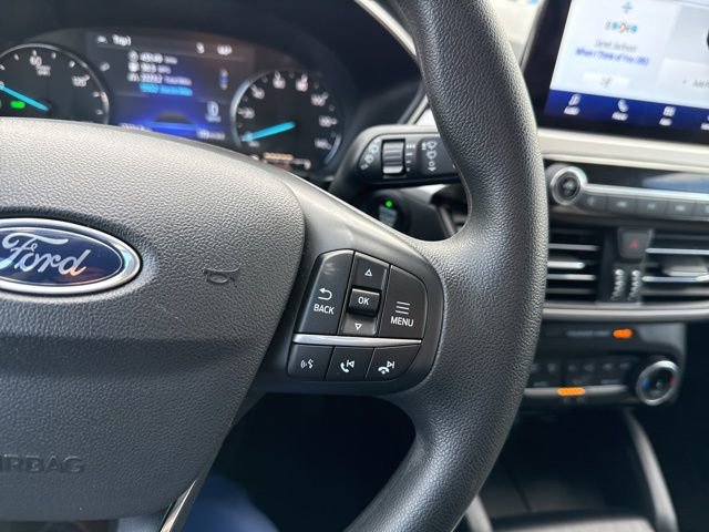Used 2022 Ford Escape SE image 31
