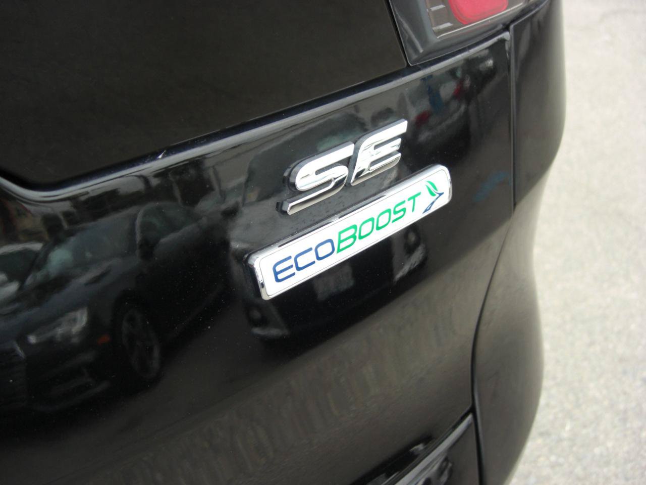 Used 2017 Ford Escape SE w/ Equipment Group 201A FWD image 13
