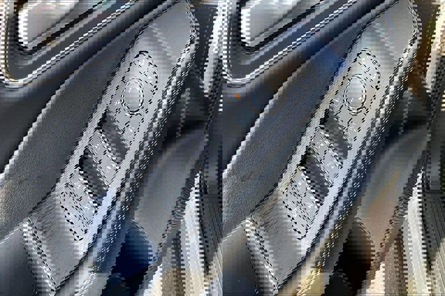 New 2026 Nissan Rogue Platinum image 19