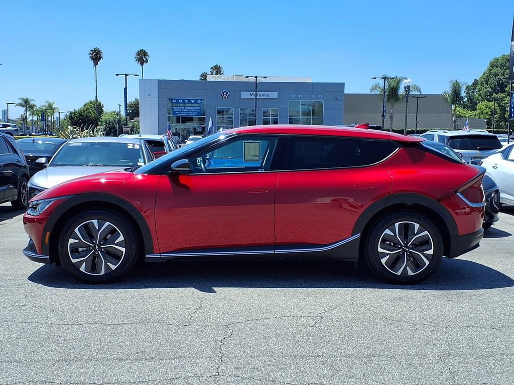 Certified 2024 Kia EV6 Light RWD image 3