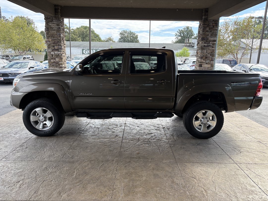 Used 2014 Toyota Tacoma 4x4 Double Cab w/ TRD Sport Package image 9