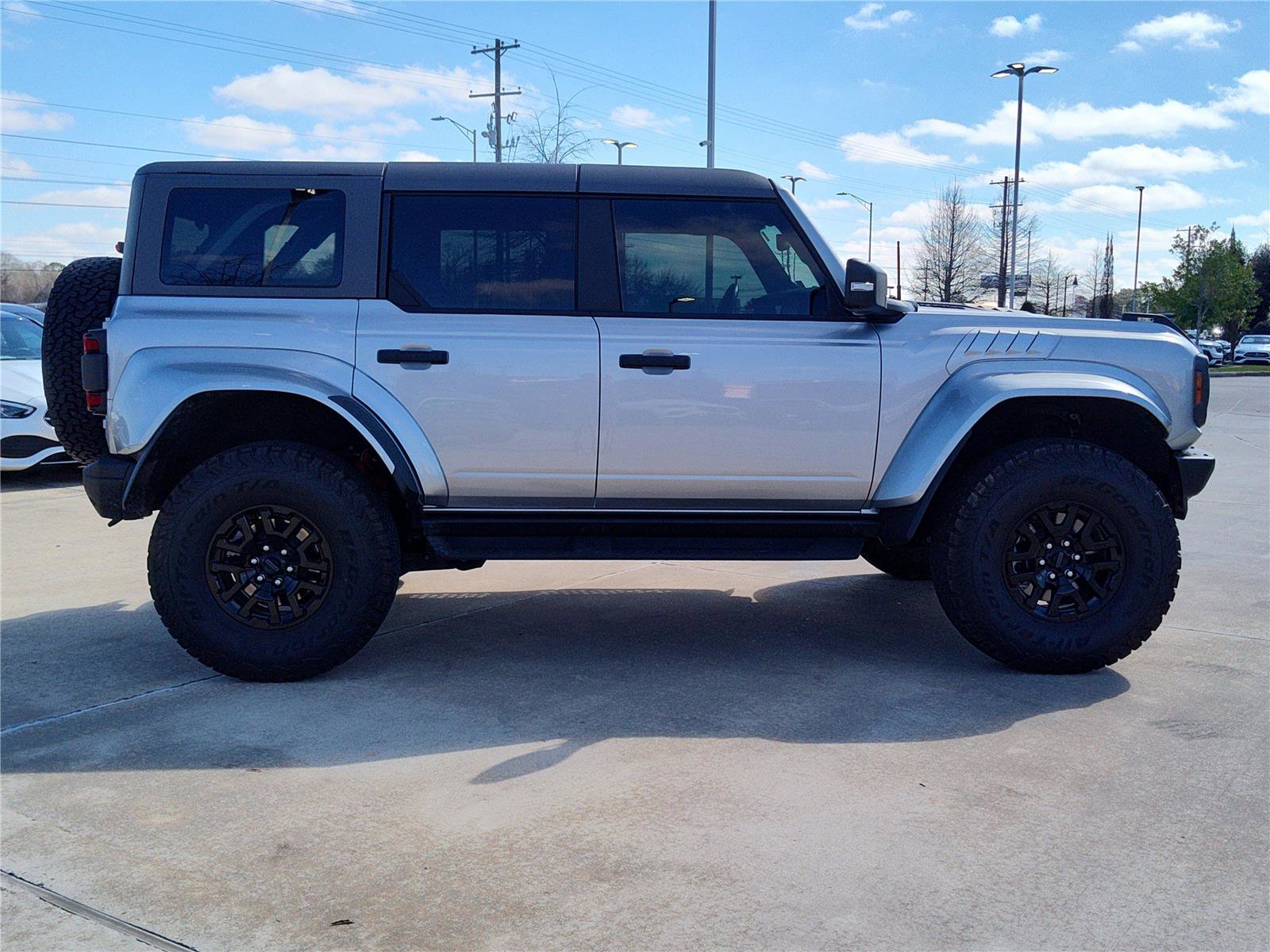 Used 2024 Ford Bronco Raptor w/ Interior Carbon Fiber Pack 6 image 8