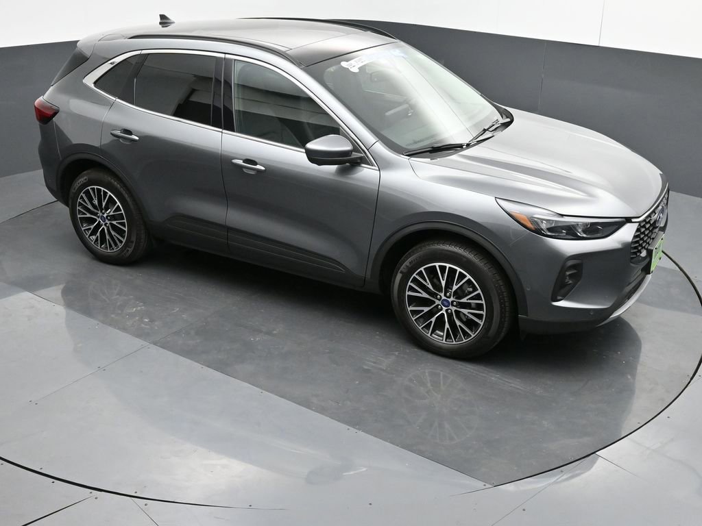 New 2024 Ford Escape SE w/ PHEV Premium Package image 29