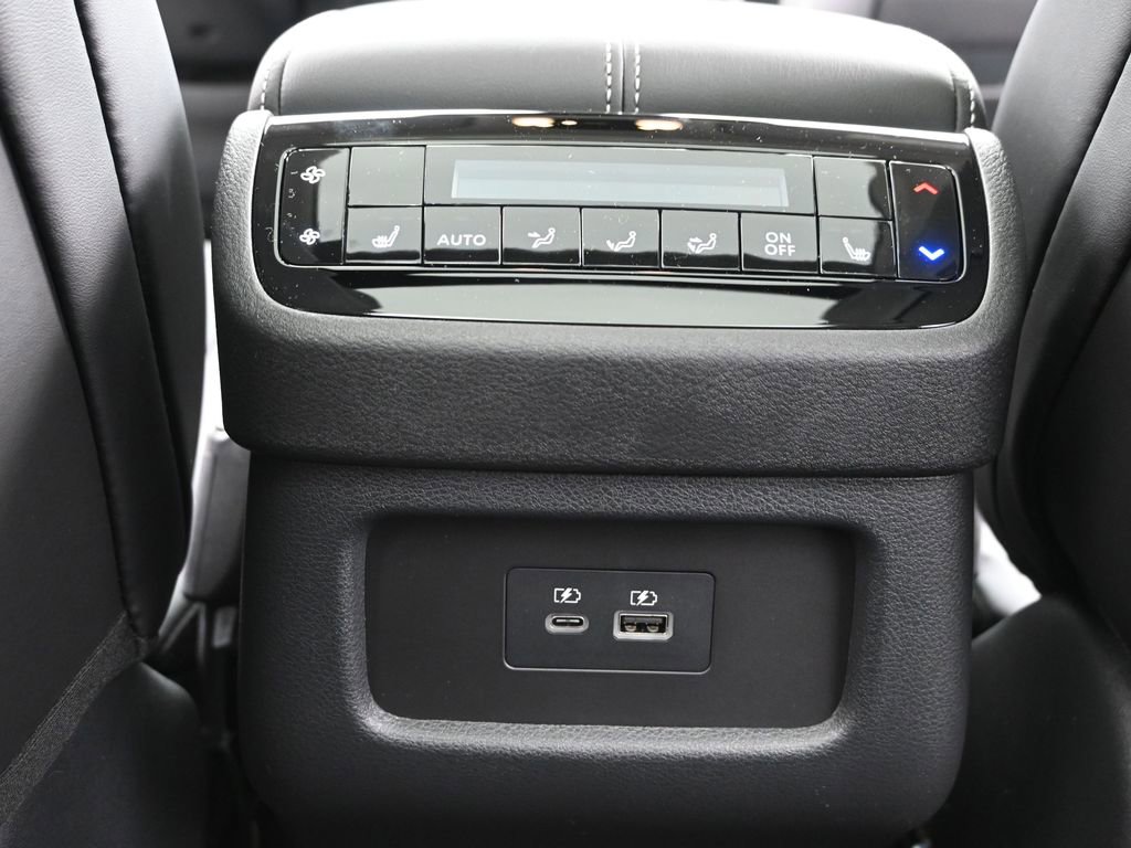 Certified 2025 INFINITI QX60 Luxe w/ Vision Package image 21