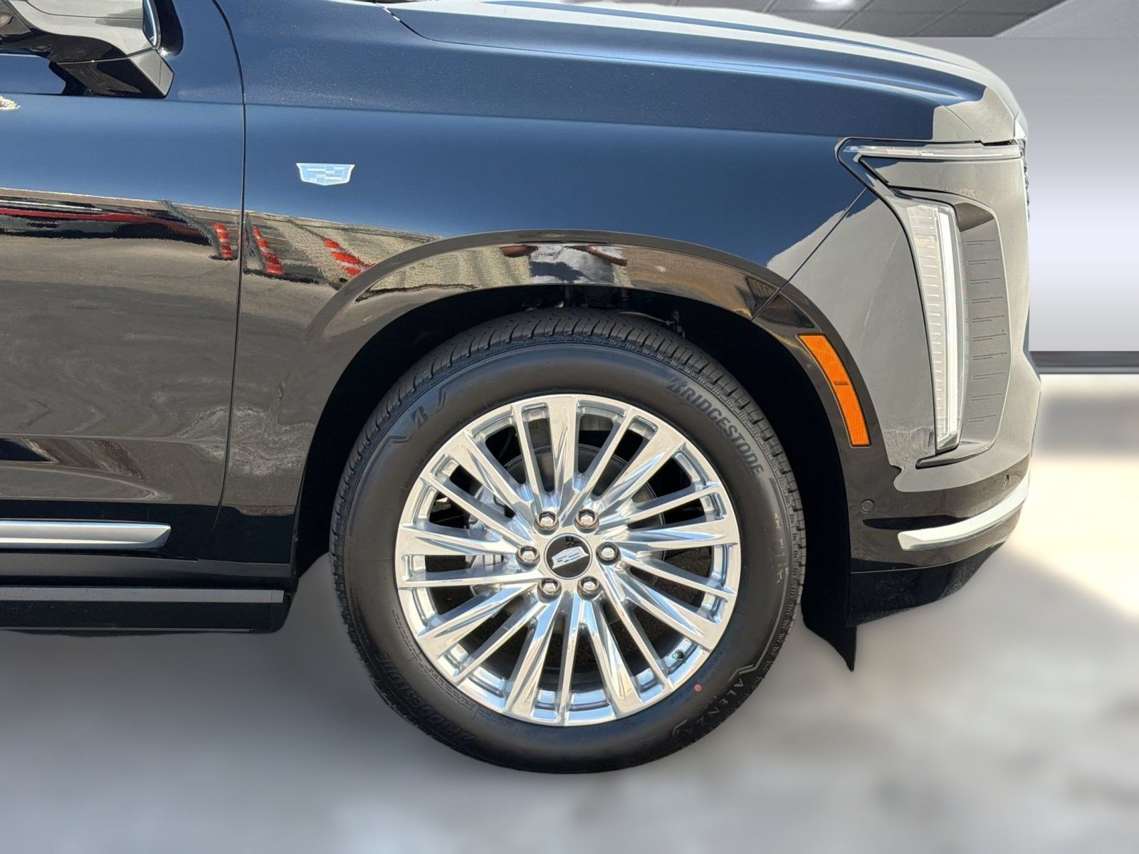 New 2026 Cadillac Escalade Luxury w/ Touring Package AWD/4WD image 12