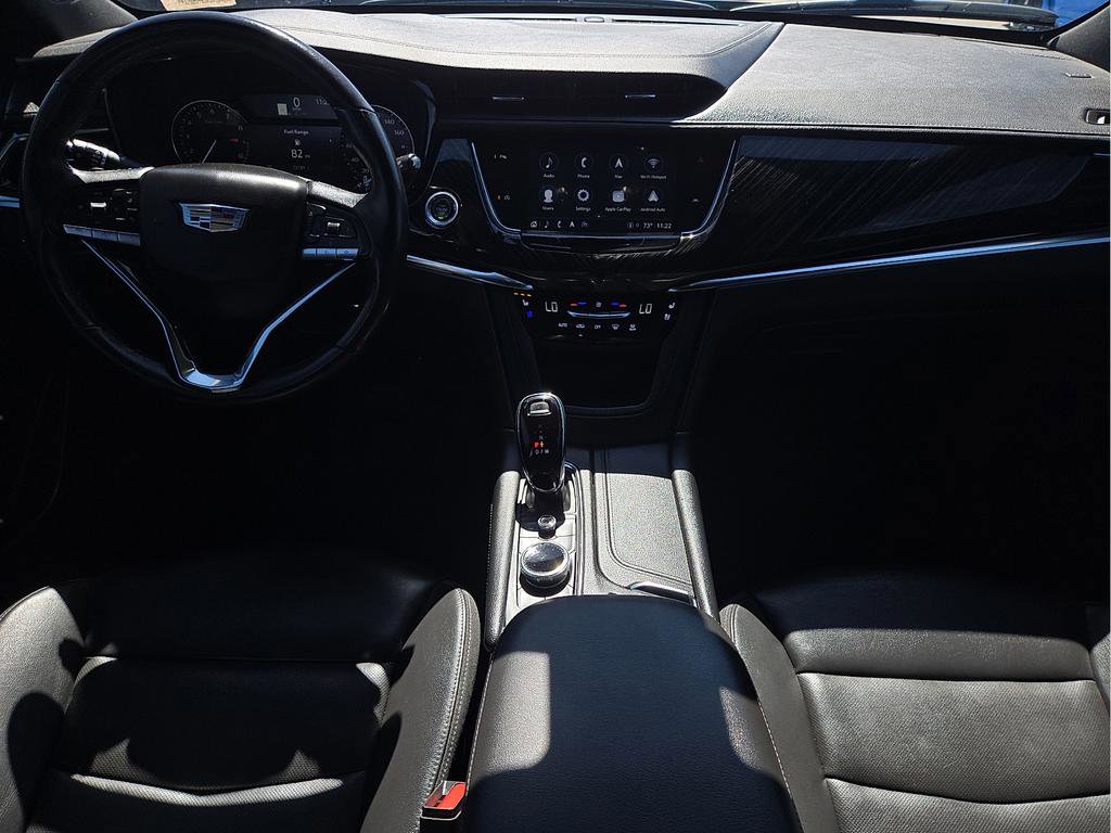 Used 2023 Cadillac XT6 Premium Luxury FWD image 12