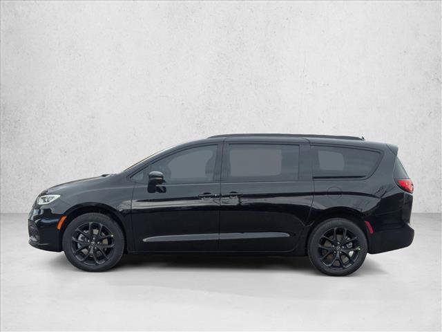 New 2026 Chrysler Pacifica Select w/ S Appearance Package AWD/4WD image 5