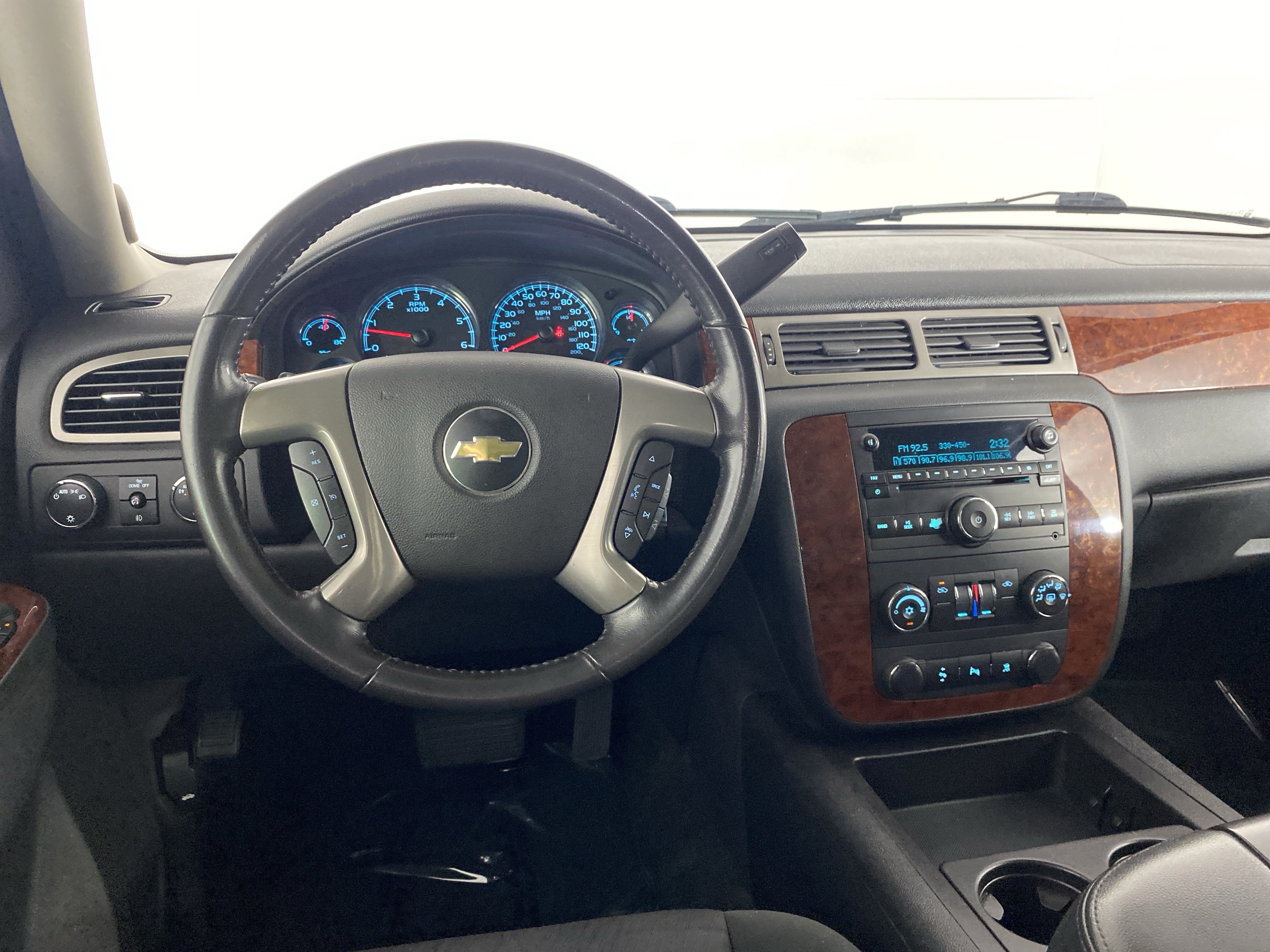 Used 2011 Chevrolet Avalanche LS w/ Regional Value Package AWD/4WD image 19