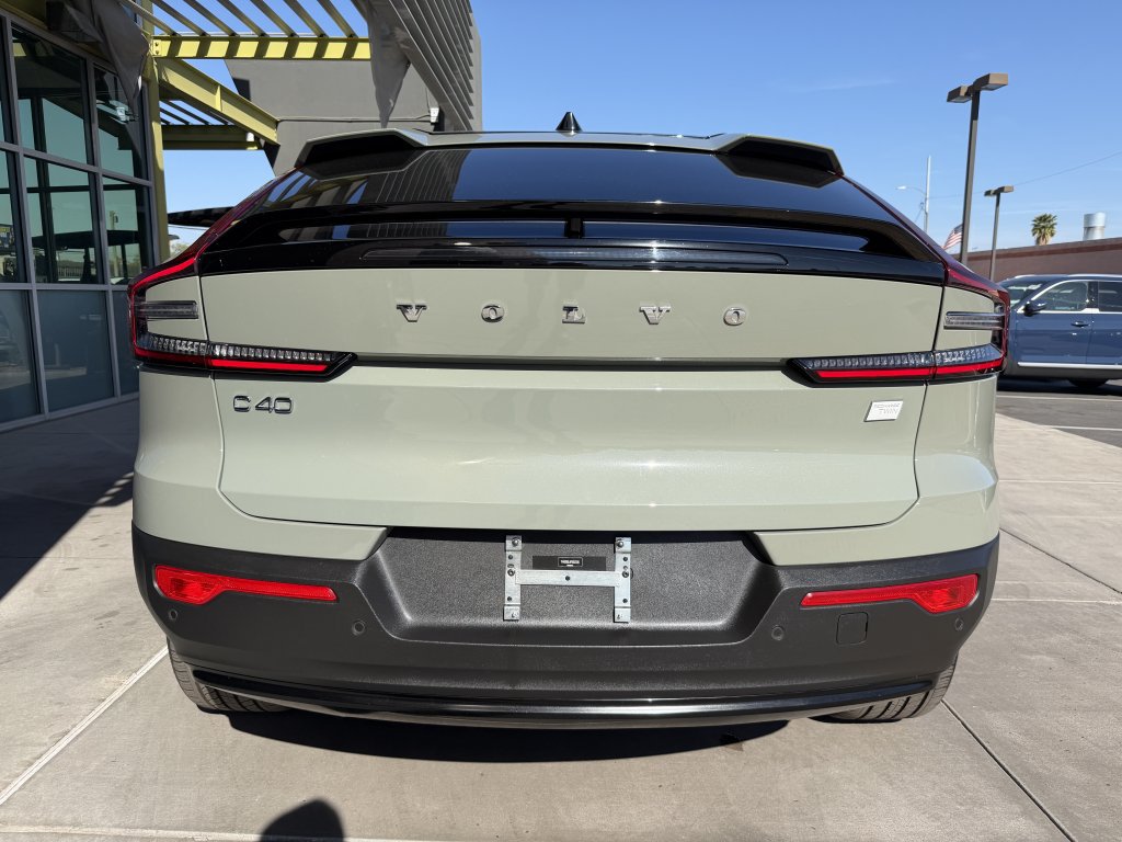 Used 2023 Volvo C40 P8 Recharge Plus AWD/4WD image 13
