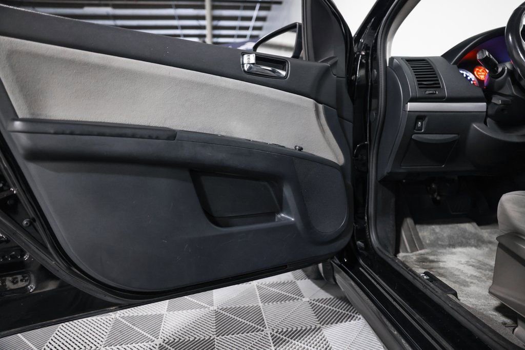 Used 2012 Nissan Sentra 2.0 SR w/ Special Edition Pkg image 29