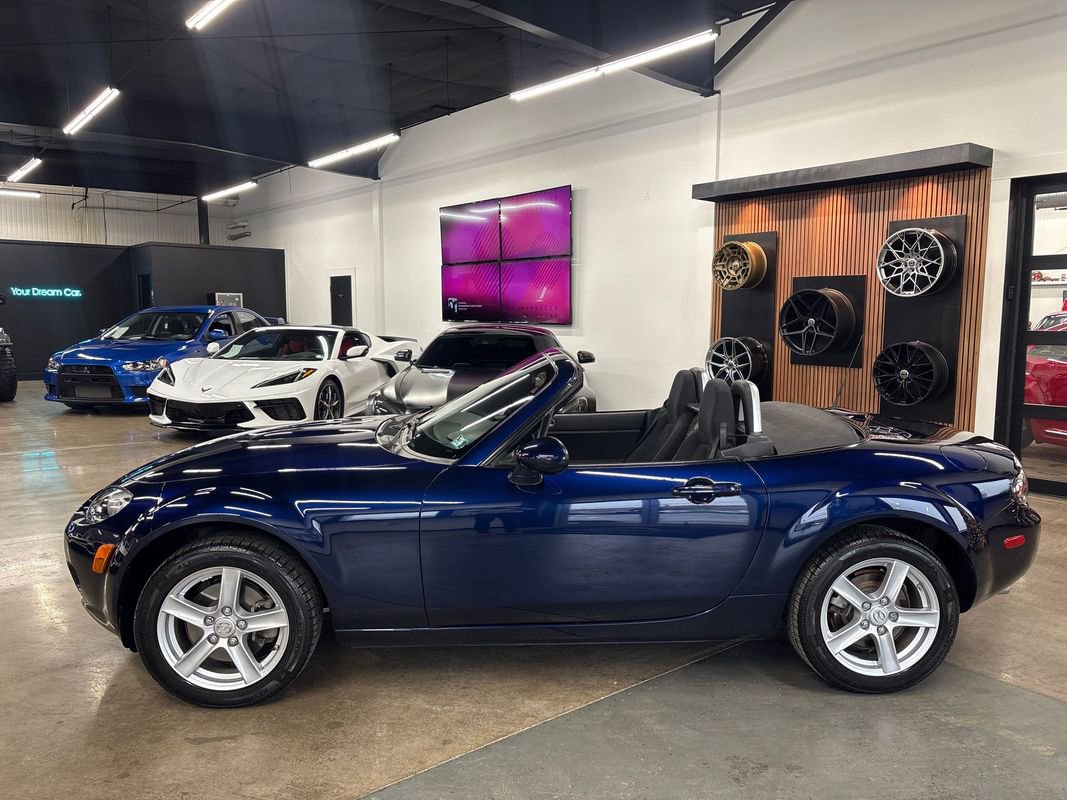 Used 2008 MAZDA MX-5 Miata Sport image 6