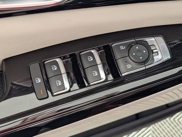 Used 2024 Kia Carnival SX Prestige image 12