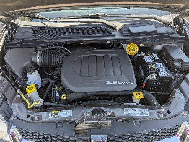 Used 2018 Dodge Grand Caravan SE w/ UConnect Hands-Free Group FWD image 23