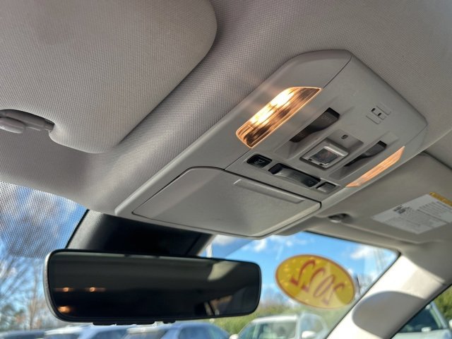 Used 2022 Toyota Highlander Limited image 31