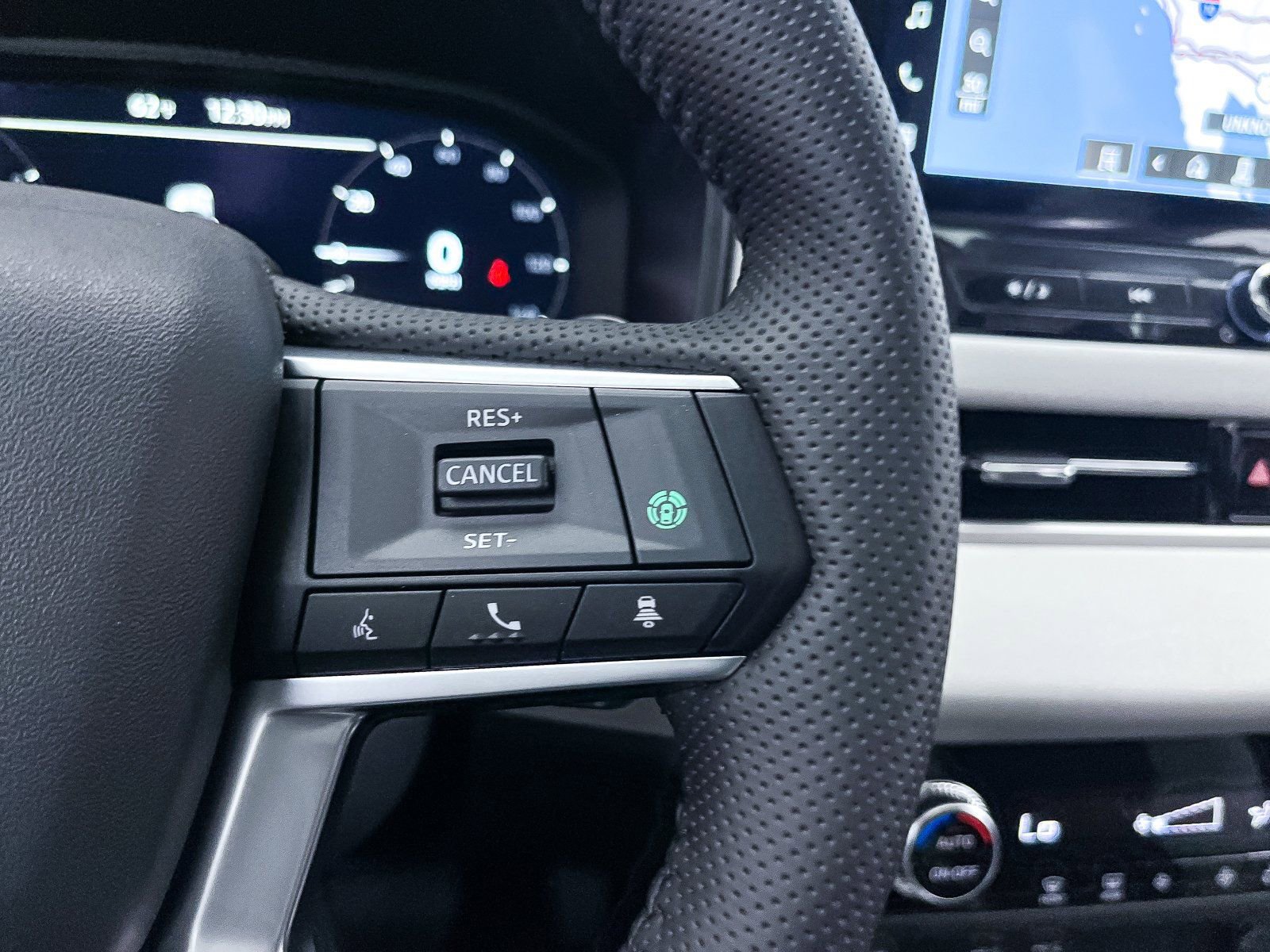 New 2025 Mitsubishi Outlander SE image 25