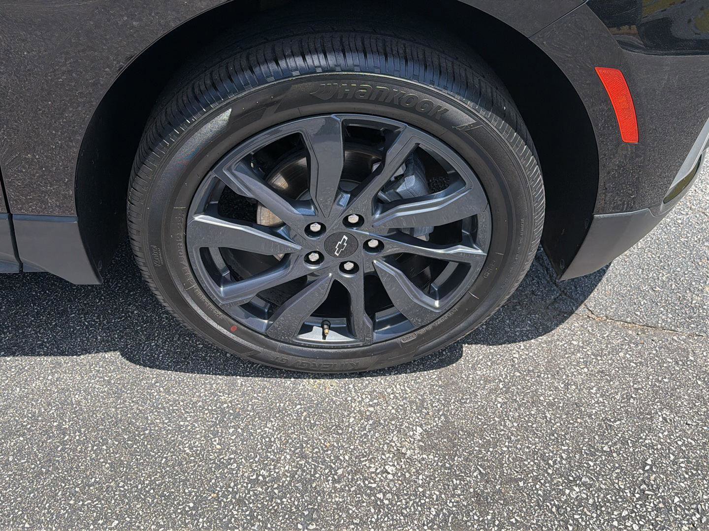 Used 2024 Chevrolet Equinox RS w/ RS Leather Package FWD image 39