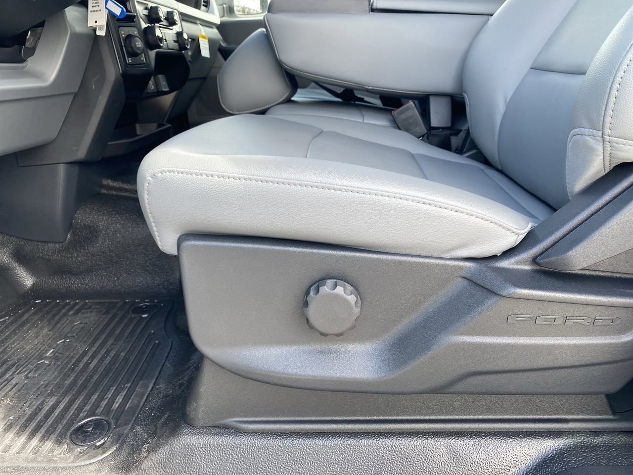 New 2026 Ford F350 XL image 19