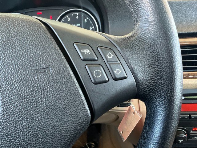 Used 2006 BMW 325i Sedan image 22