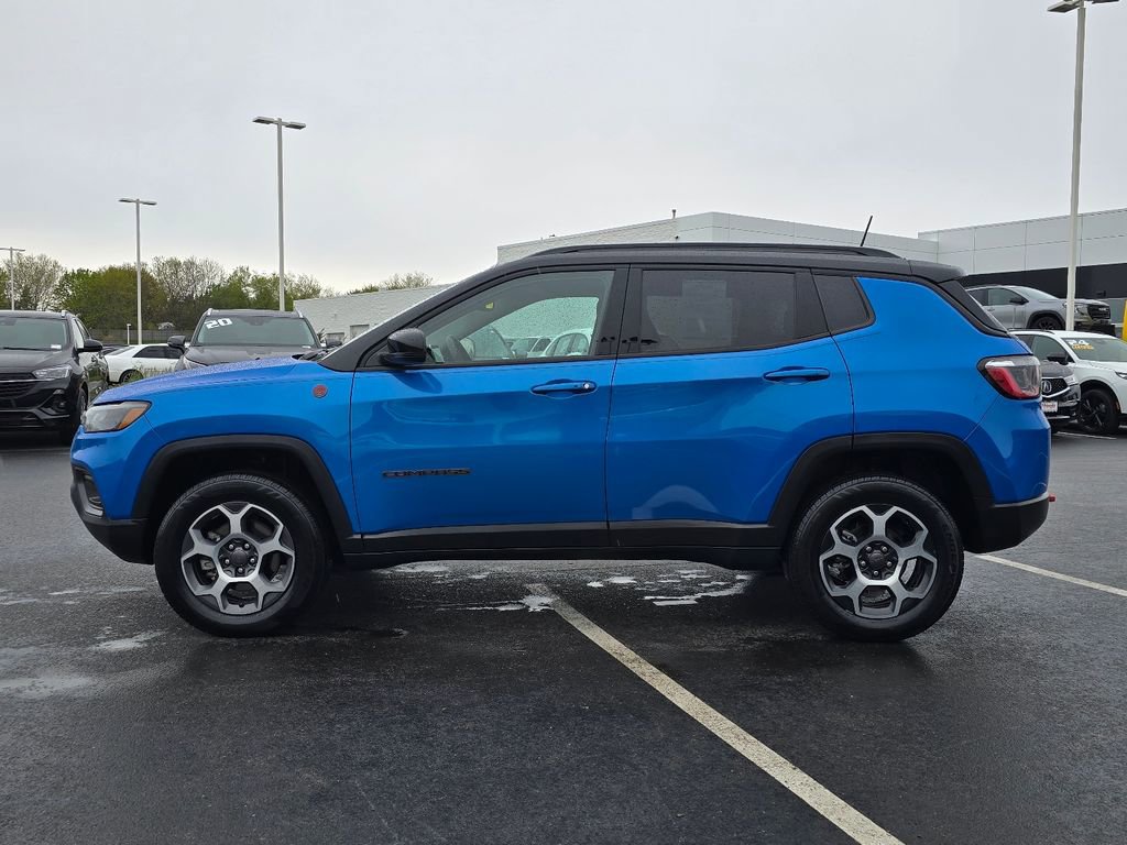 Used 2022 Jeep Compass Trailhawk w/ Sun and Sound Group AWD/4WD image 7