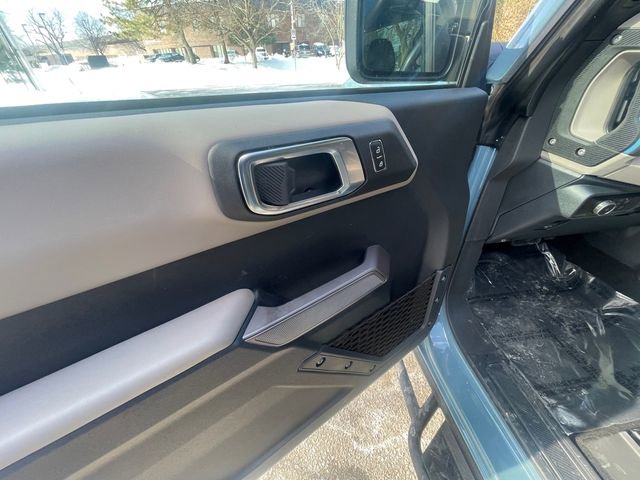 Used 2023 Ford Bronco Wildtrak image 11