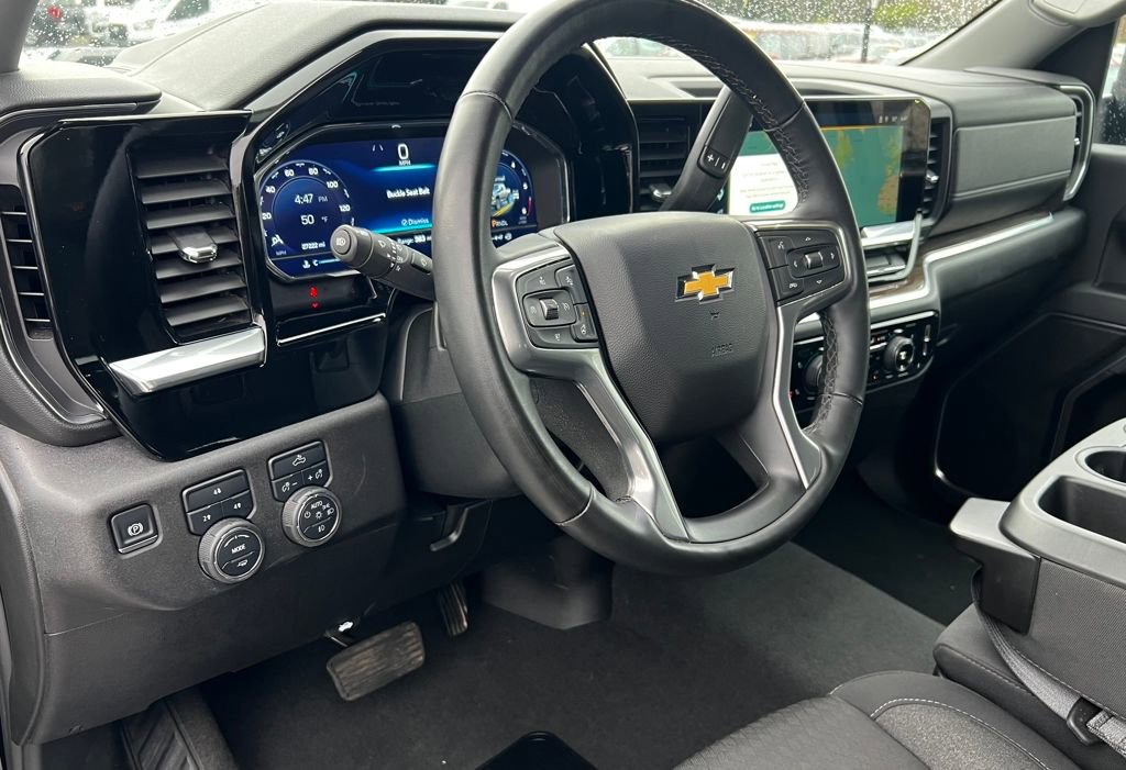 Used 2025 Chevrolet Silverado 2500 LT w/ Convenience Package AWD/4WD image 20