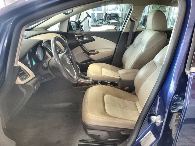 Used 2013 Buick Verano FWD image 12