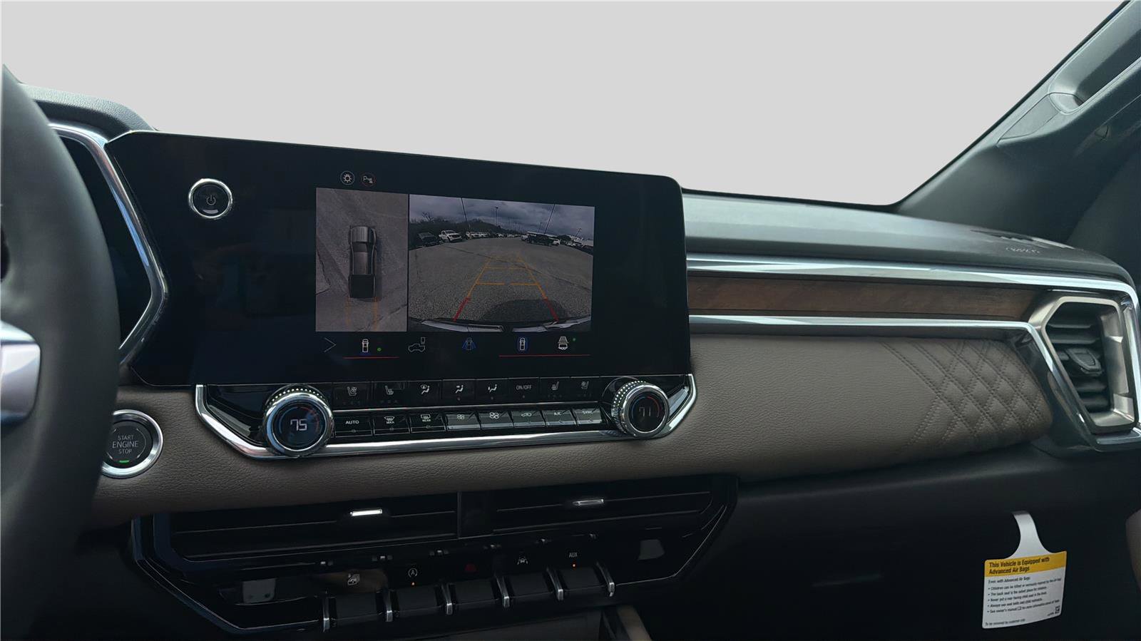 New 2026 GMC Canyon Denali w/ LPO, Denali Black Edition image 13