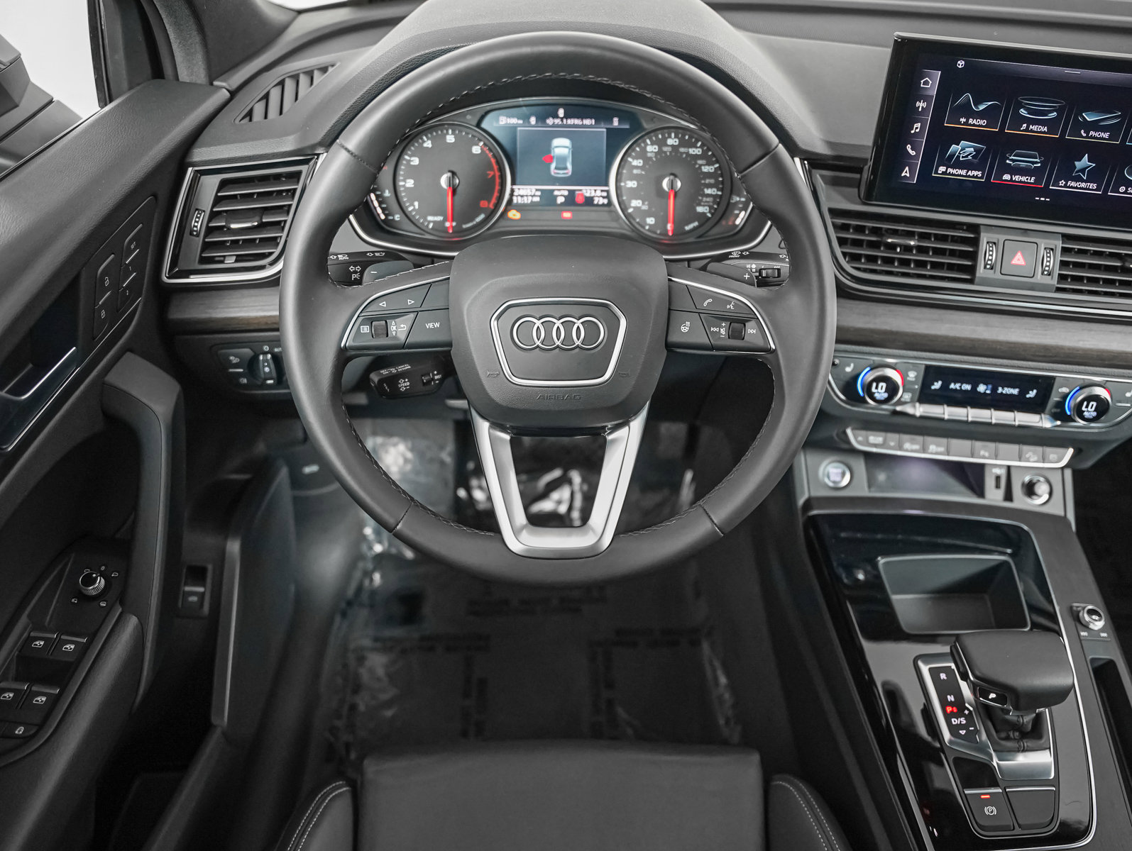 Certified 2023 Audi Q5 2.0T Premium w/ Convenience Package image 11