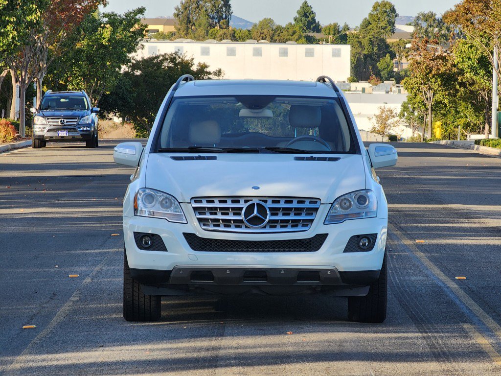 Used 2009 Mercedes-Benz ML 350 2WD image 4