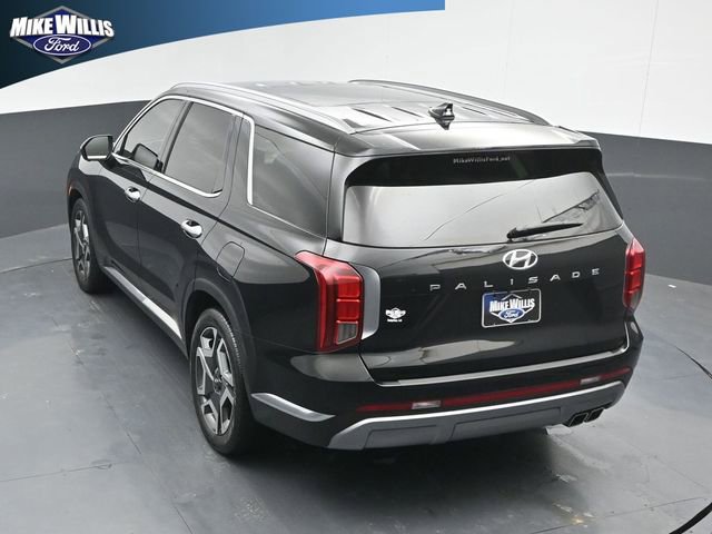 Used 2024 Hyundai Palisade Limited FWD image 13