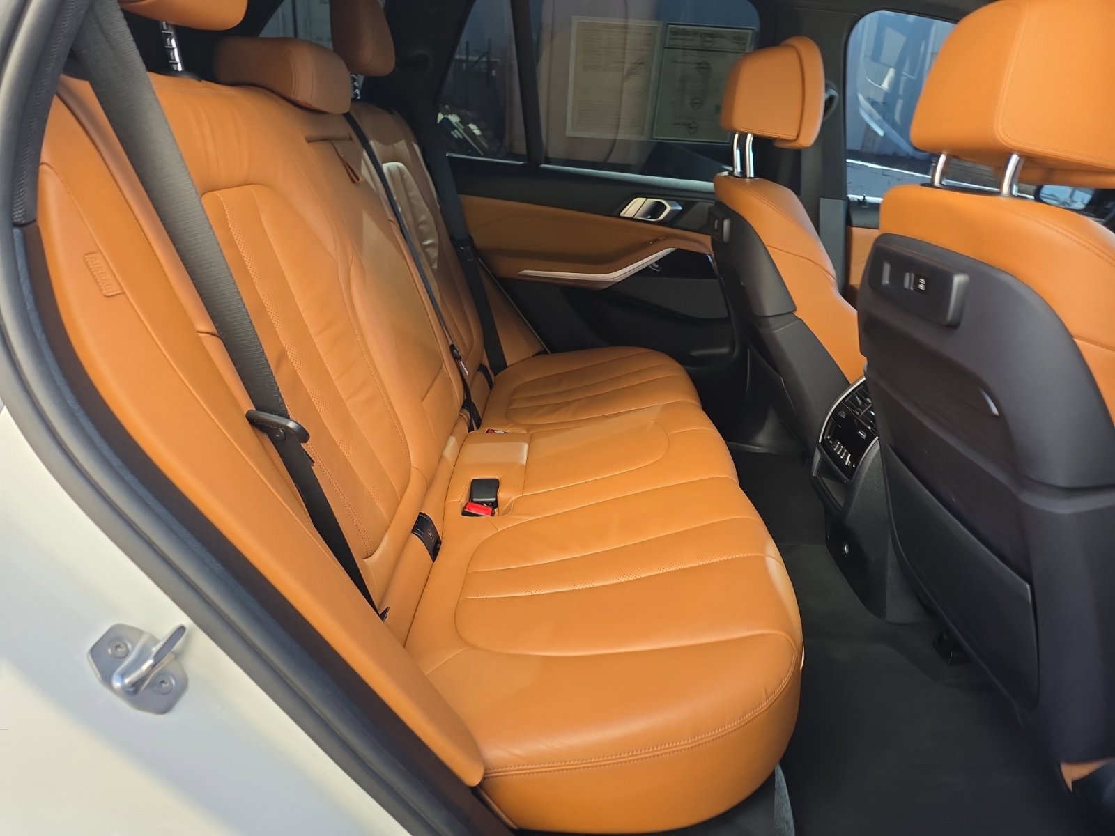 Used 2019 BMW X5 xDrive40i w/ M Sport Package image 31