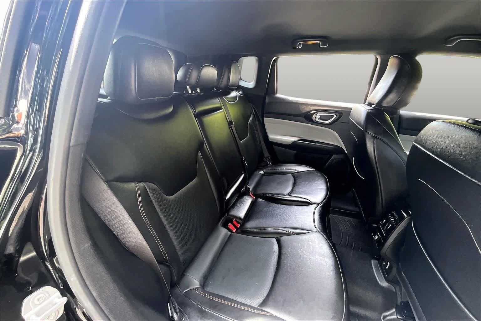 Used 2023 Jeep Compass Limited AWD/4WD image 20