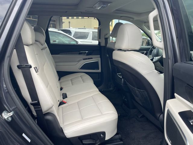 Used 2025 Kia Telluride SX image 14