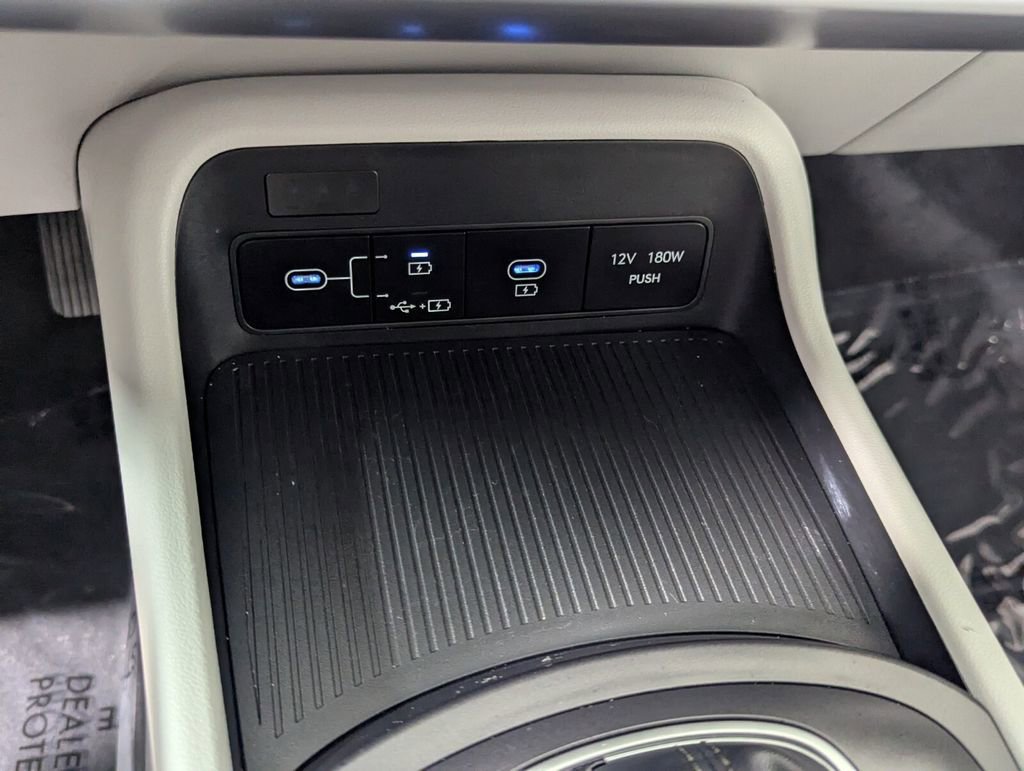 Certified 2026 Hyundai Kona SE image 22