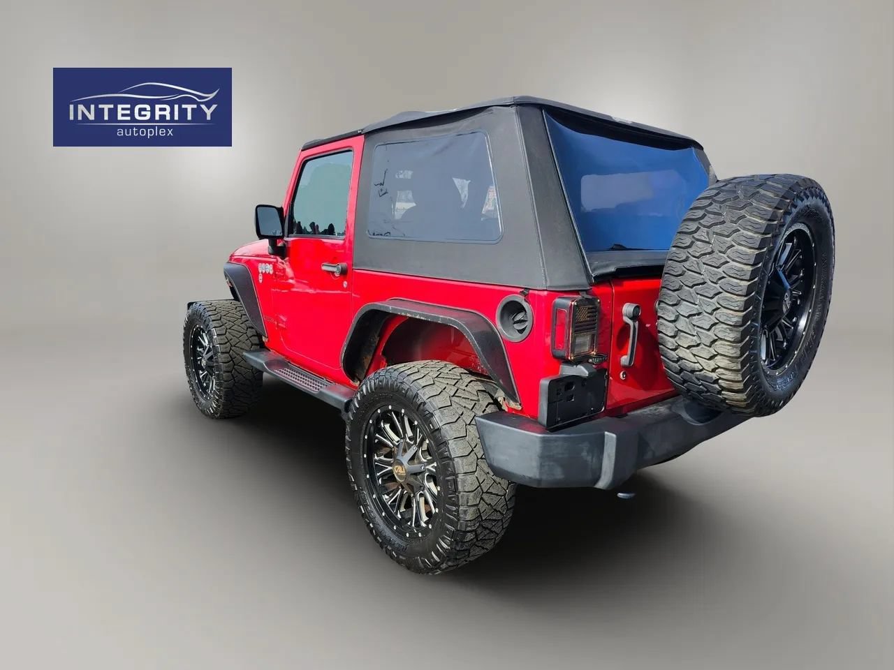 Used 2014 Jeep Wrangler Rubicon w/ Power Convenience Group AWD/4WD image 6