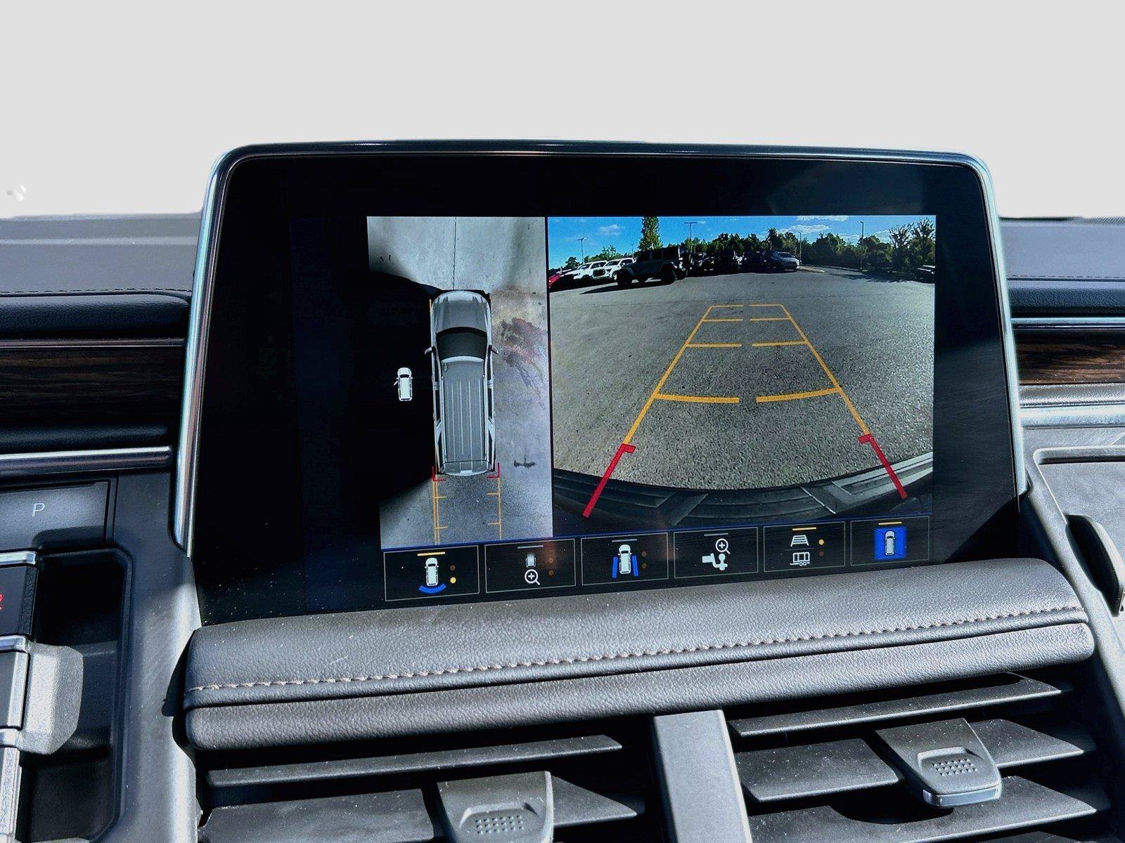 Used 2023 Chevrolet Tahoe High Country AWD/4WD image 36