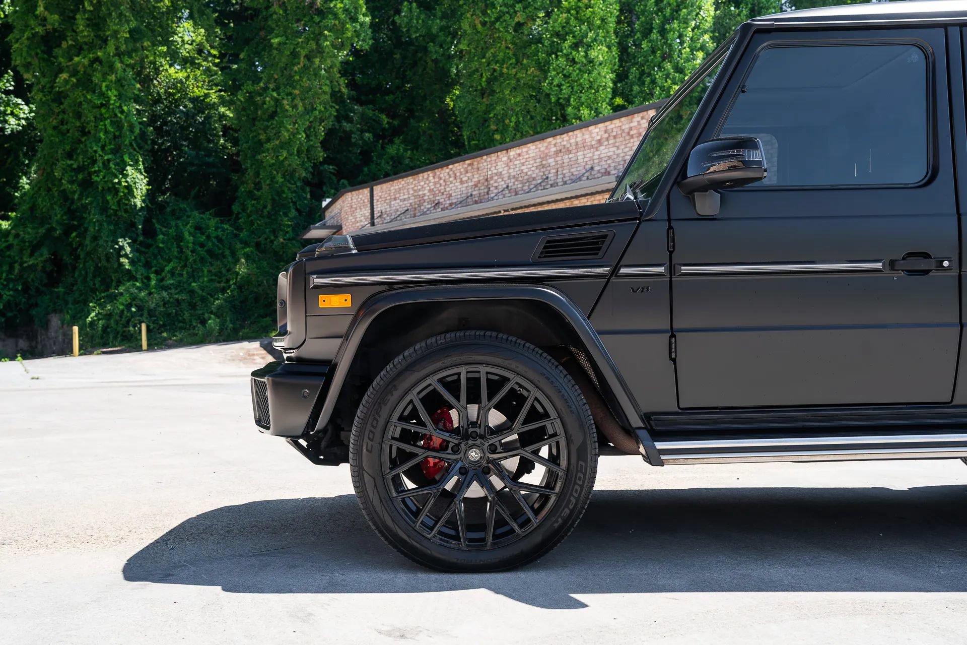 Used 2016 Mercedes-Benz G 550 image 4