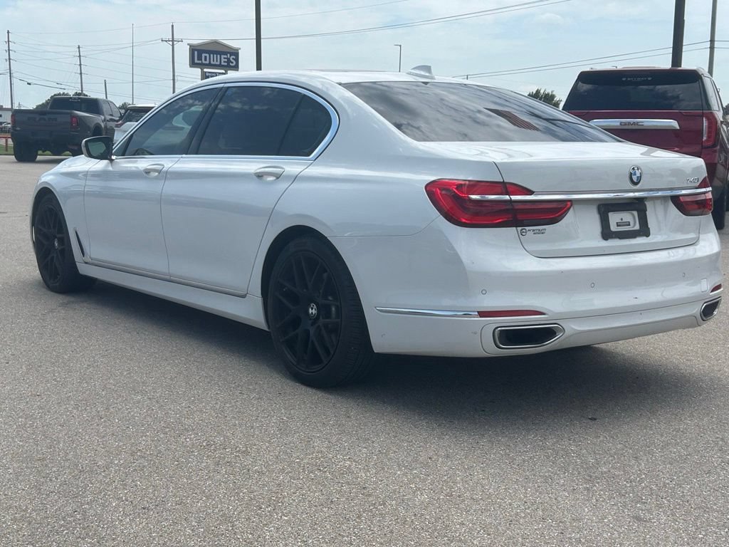 Used 2018 BMW 740i RWD image 4