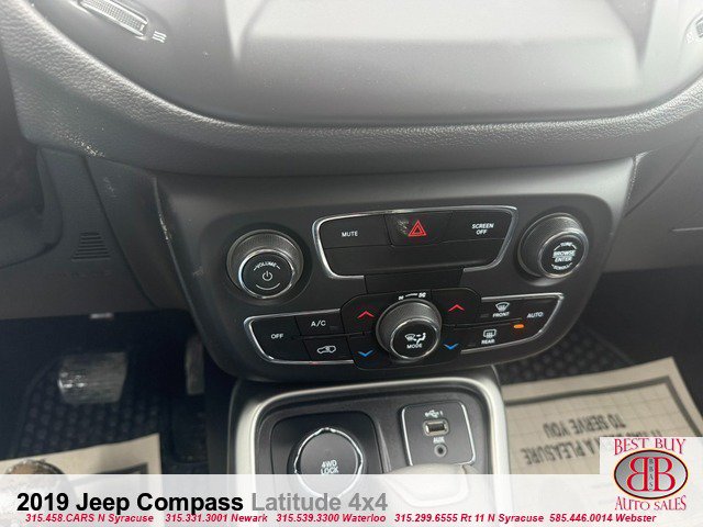 Used 2019 Jeep Compass Latitude w/ Cold Weather Group AWD/4WD image 27