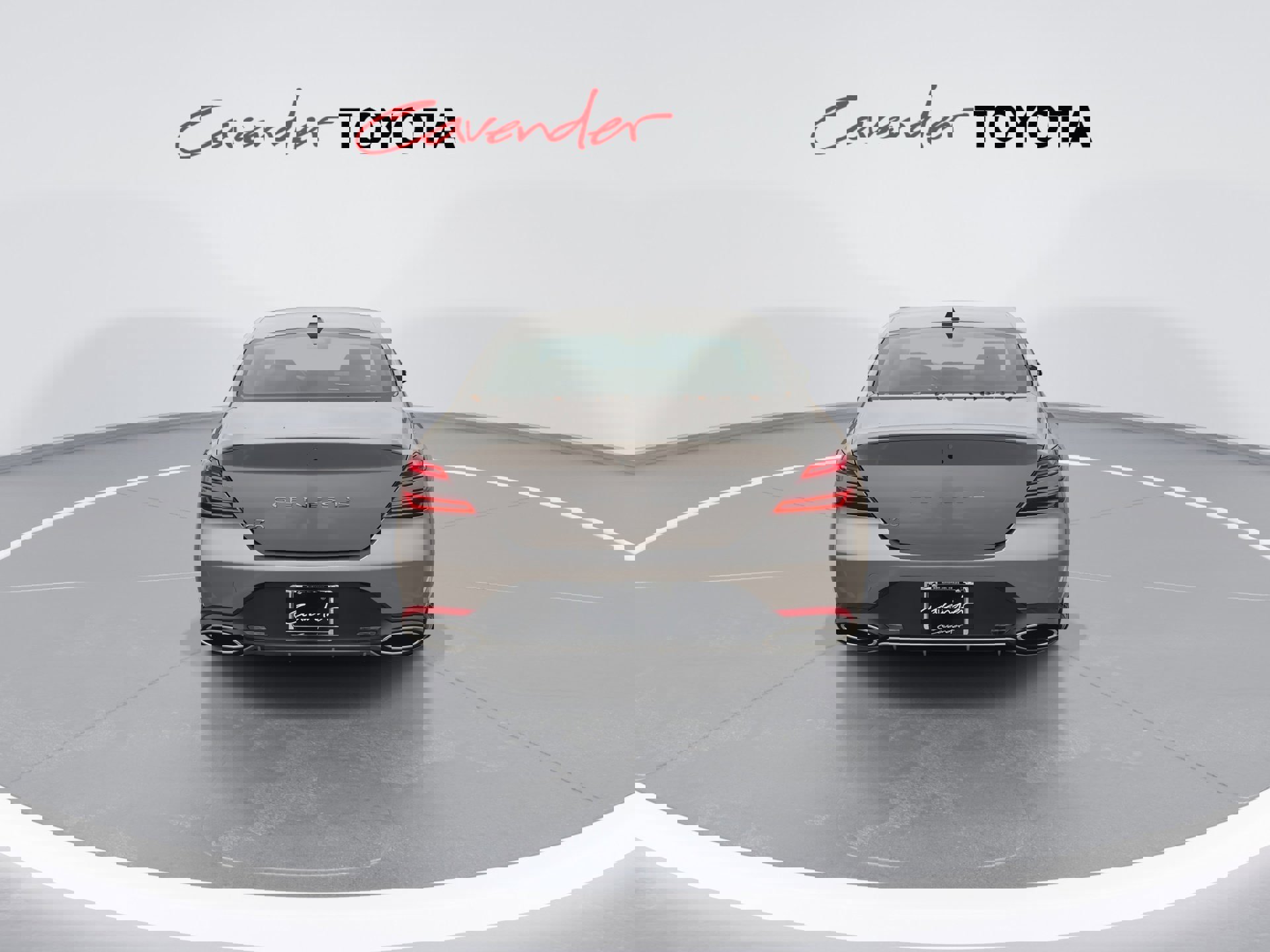 Used 2025 Genesis G70 2.5T image 7